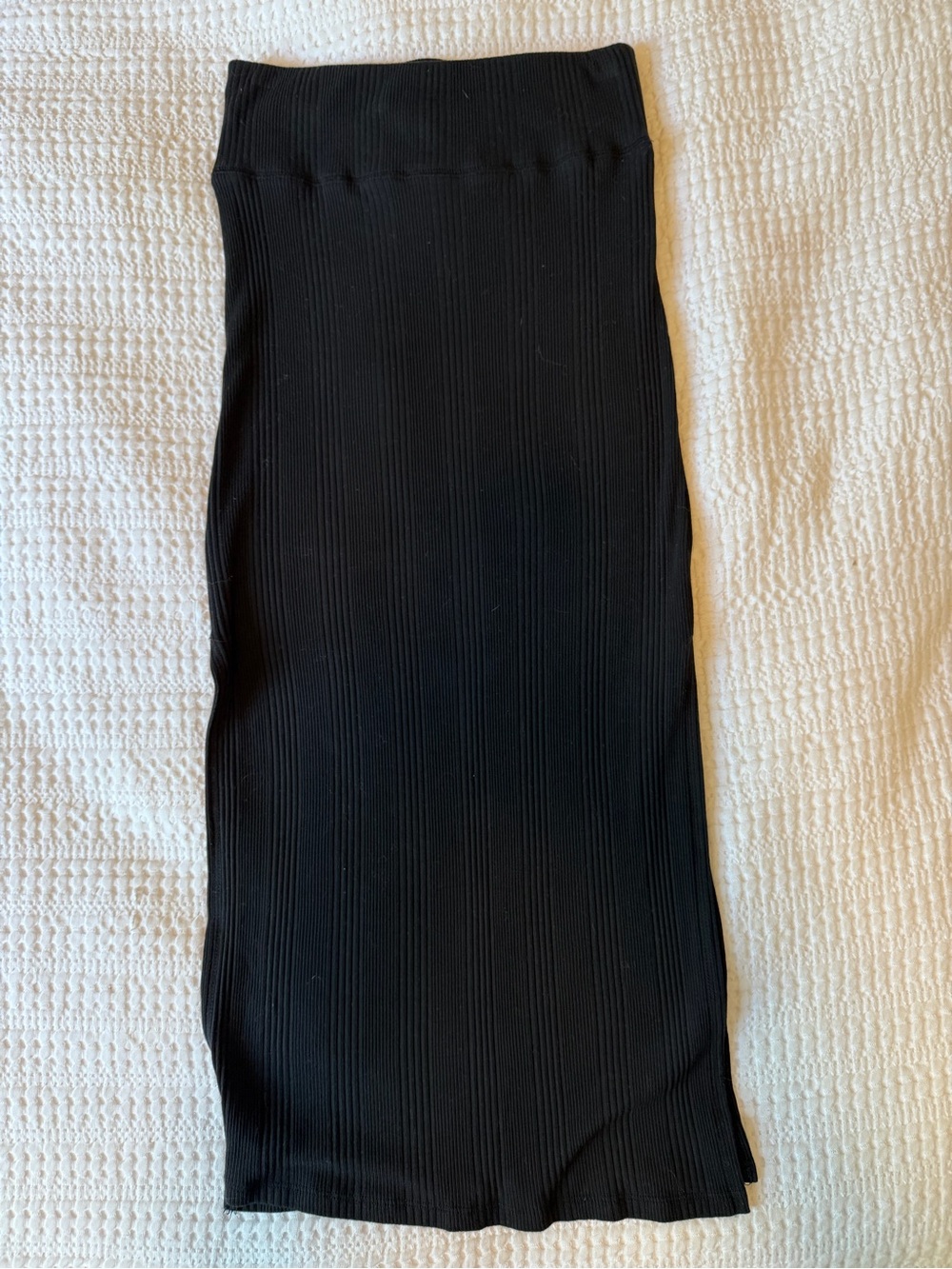 Arie Black Ribbed Side Slit Midi Skirt